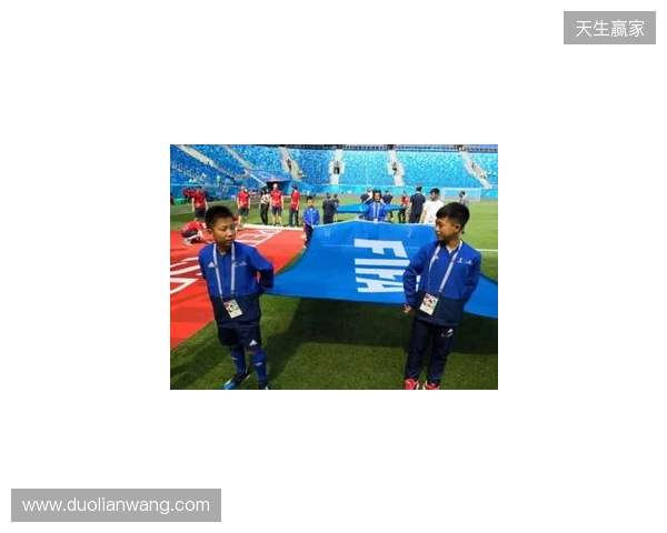 亚足联官网:马宁将以主裁身份亮相本届世界杯,上届担任6场四官 亚足联官网:马宁将以主裁身份亮相本届世界杯,上届担任6场四官